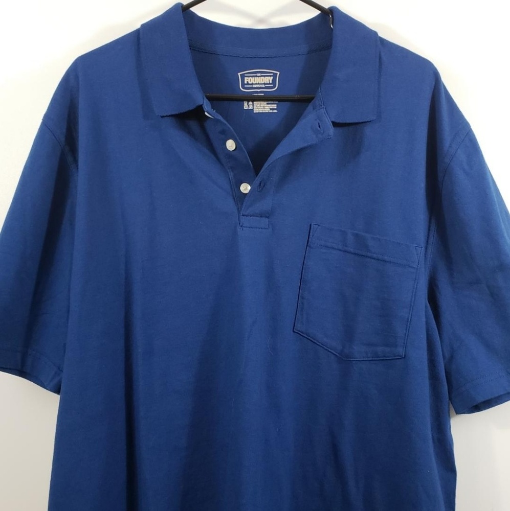 🛍 Foundry men's blue polo size LT